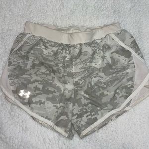 Women’s Under Armour White Patterned Athletic Shorts